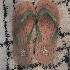 Make Offer!! Penguin Flipflops